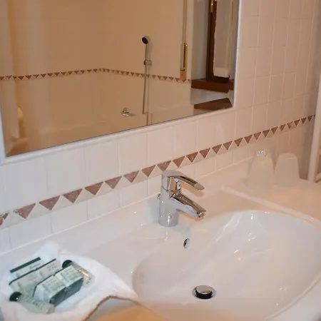 Alle Palme Lejlighedshotel 2*