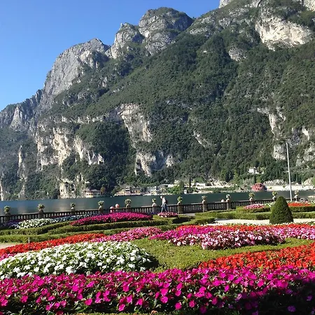 Lejlighedshotel Alle Palme 2*