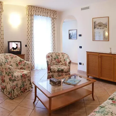 Apartmanhotel Alle Palme 2*